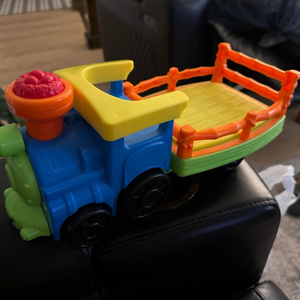 Little people train